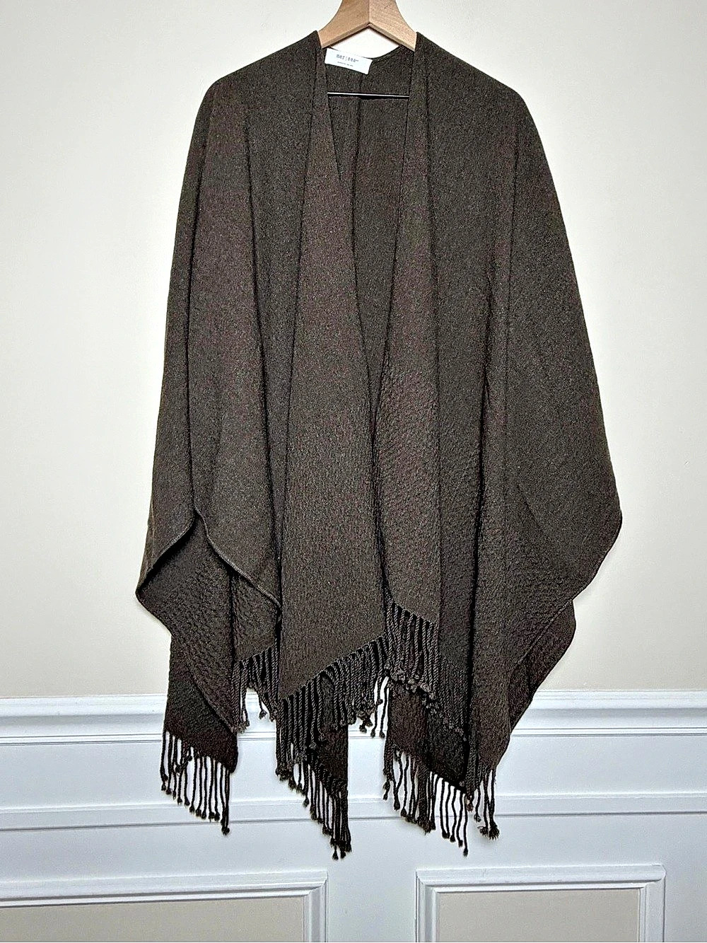 mersea Fringe Wrap in Dark Brown Like New